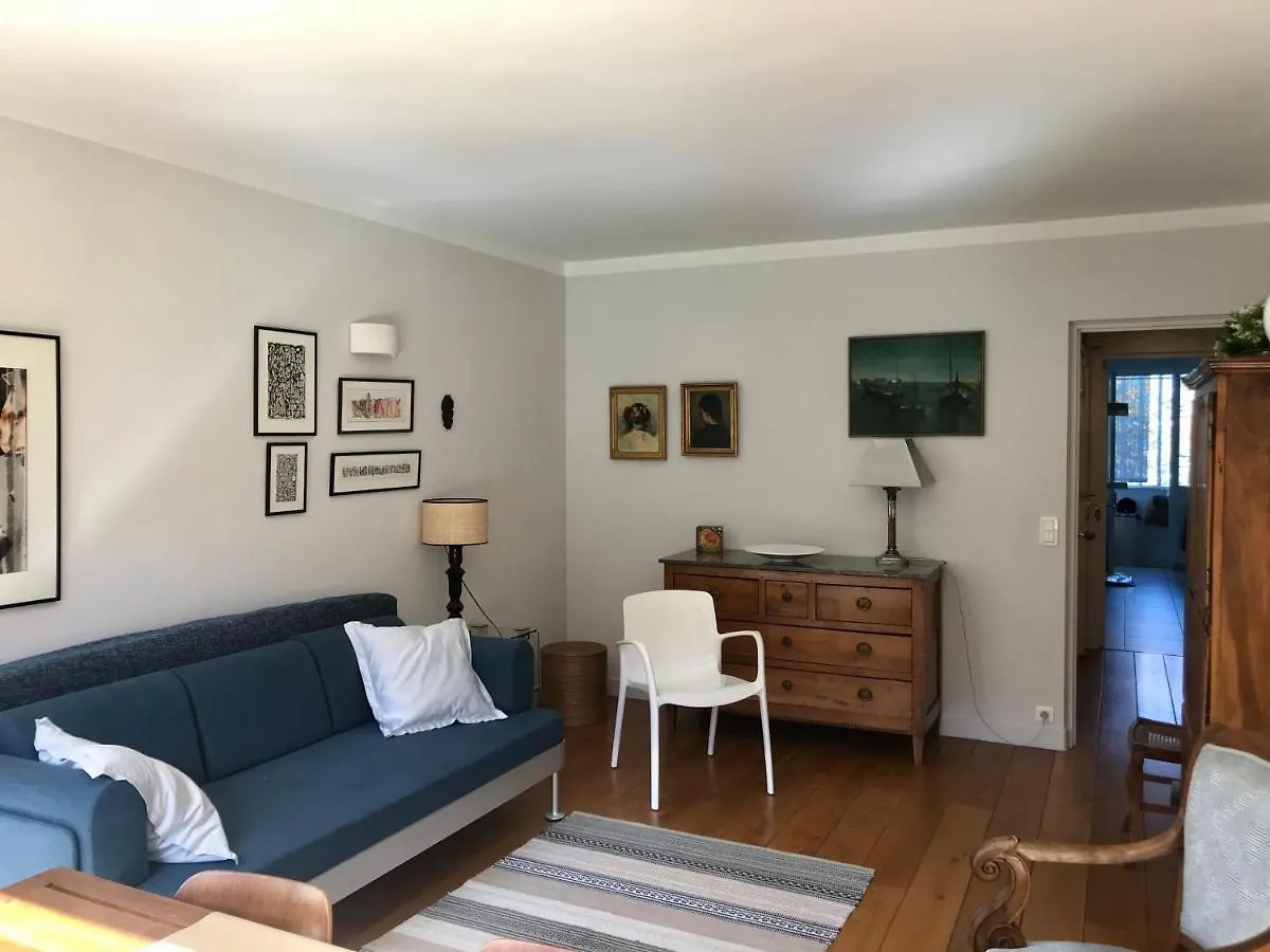 Standing-Montparnasse Apartment Paris 0*,  France
